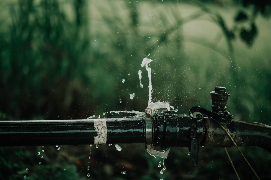 Spoedreparatie aan een waterleiding